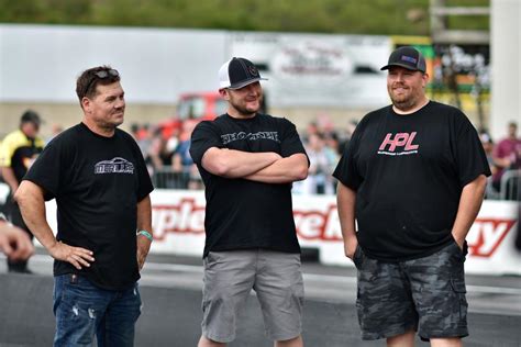 Street Outlaws: No Prep Kings on Discovery .